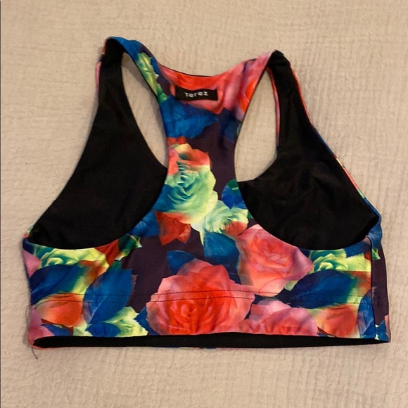 Terez Vibrant Sports Bra Trio. Size Xs - S - Picture 3 of 10